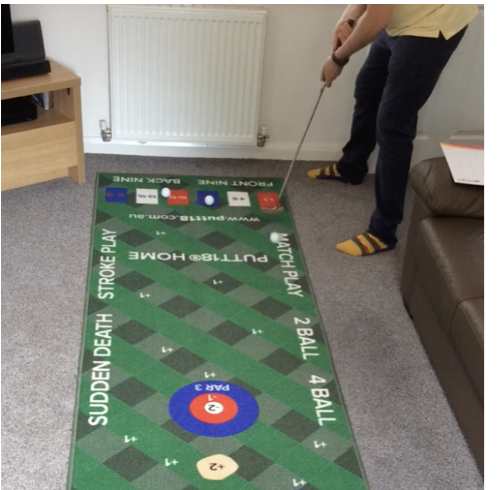 Minigolfers competing internationaly from living room during lockdown — Richard and Emily Gottfried