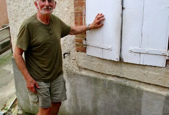 Postcard from France — lockdown gives rise to obsession with shutters — and amazing photos